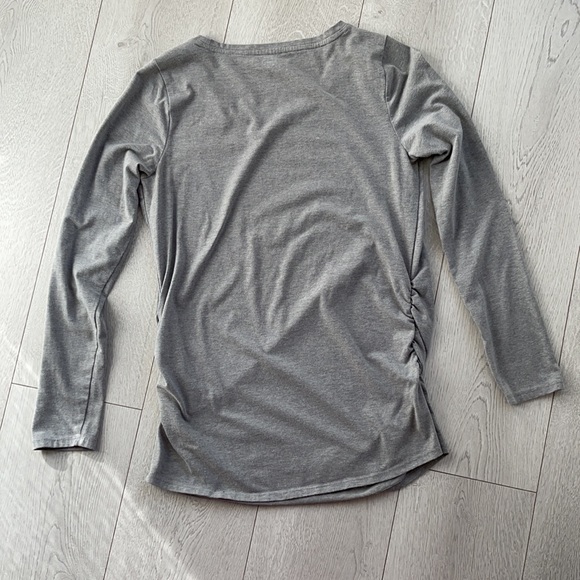 BumpStart Long Sleeve Maternity T-Shirt Size Medium - Picture 9 of 14